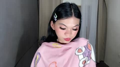 littlelace_ online show from 28, 6, 2026