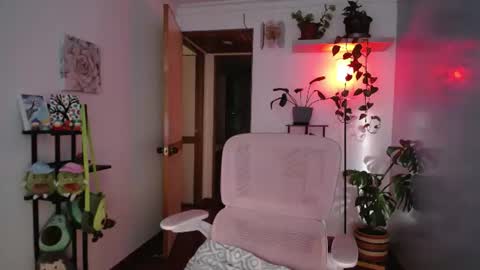Snapshot of littlelaksmi chatting on 12, 6, 2026 Laksmi online show from 12, 6, 2026