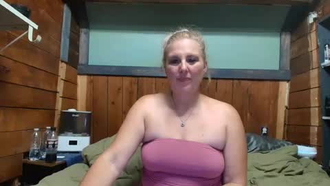 lisanixs online show from 22, 6, 2026