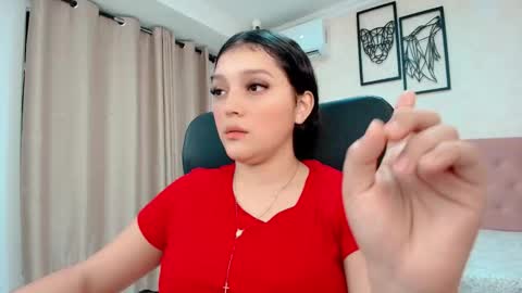 Sarahs Room online show from 16, 12, 2025