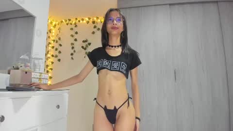 Luna online show from 10, 2, 2025