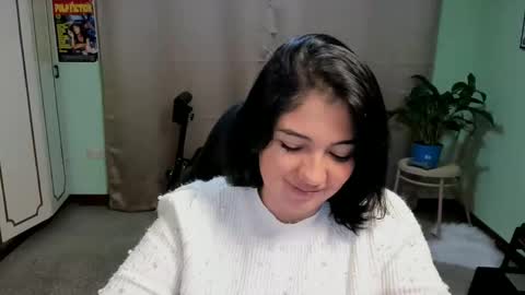 Mia  Wednesday to Sunday 730 am to 1030 am Colombian Hour D online show from 20, 9, 2025