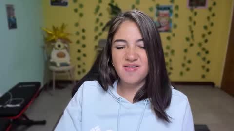 Mia  Wednesday to Sunday 730 am to 1030 am Colombian Hour D online show from 20, 2, 2026