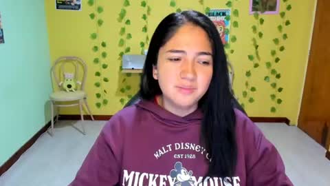 Mia  Wednesday to Sunday 730 am to 1030 am Colombian Hour D online show from 29, 7, 2026