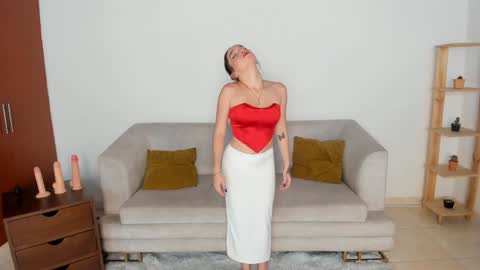 Snapshot of littlesexualworld chatting on 26, 1, 2025 - Eileen - Izzy - Stiven online show from 26, 1, 2025