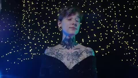 Snapshot of littlespacemouse chatting on 18, 6, 2026 Niki free tg channel with some photos gifs and info about streams online show from 18, 6, 2026