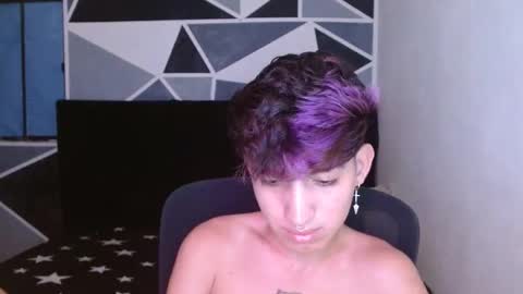 Snapshot of littlextrem chatting on 2, 1, 2025 Eros online show from 2, 1, 2025