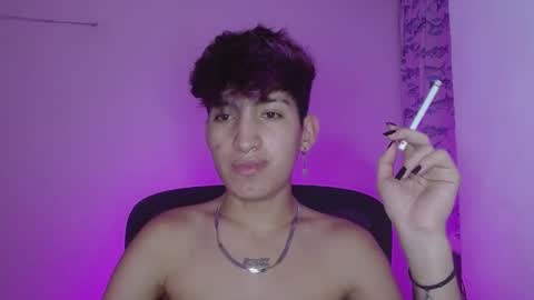 Snapshot of littlextrem chatting on 1, 2, 2025 Eros online show from 1, 2, 2025