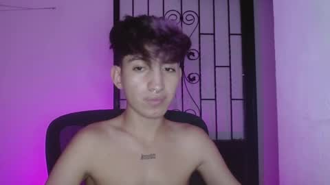 Snapshot of littlextrem chatting on 10, 2, 2025 Eros online show from 10, 2, 2025