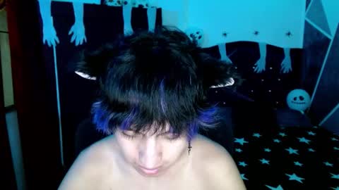 Snapshot of littlextrem chatting on 31, 10, 2025 Eros online show from 31, 10, 2025