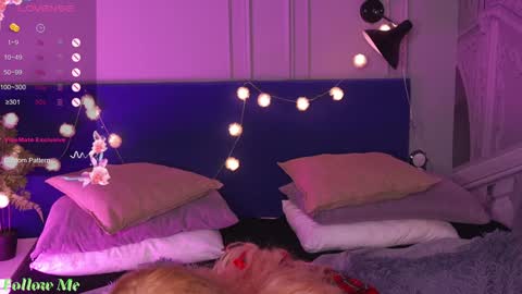 Snapshot of liv_fay chatting on 29, 1, 2025 Liv 3 online show from 29, 1, 2025