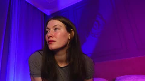 Snapshot of liv_fay chatting on 20, 11, 2025 Liv 3 online show from 20, 11, 2025