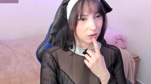 Snapshot of livemakio chatting on 29, 10, 2025 Liz online show from 29, 10, 2025