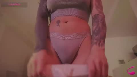 Emily  R online show from 23, 6, 2026