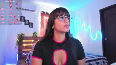 Snapshot of livfabi_ chatting on 6, 11, 2025 Livfabi online show from 6, 11, 2025