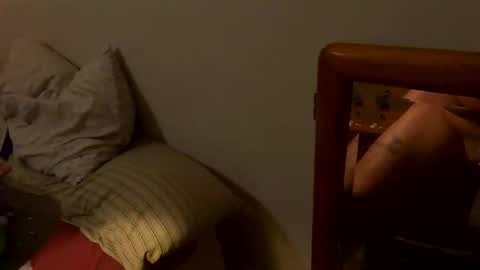 livingpuddle online show from 15, 4, 2026