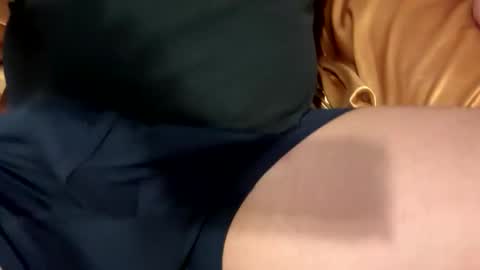 Snapshot of livinlife4now85 chatting on 12, 1, 2026 Cum4fun online show from 12, 1, 2026