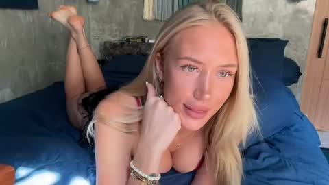 olivia online show from 14, 4, 2026