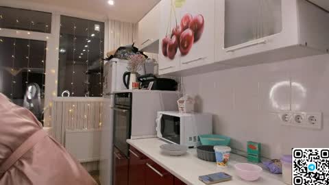 Snapshot of livyybosom chatting on 2, 5, 2026 My name is Livy Nice to meet you Thumbs up please its important online show from 2, 5, 2026
