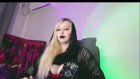 Snapshot of liya_ray chatting on 24, 3, 2026 Liya Ray online show from 24, 3, 2026