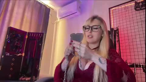 Liya Ray online show from 28, 5, 2026