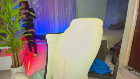 Liza Goth online show from 12, 3, 2026