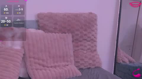 lizasunshine__ online show from 28, 4, 2026