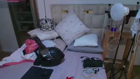 Lizz  online show from 20, 10, 2025