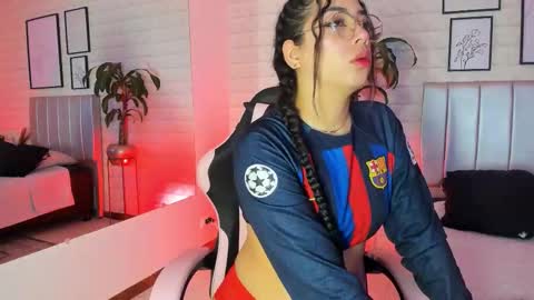  Lizzie  online show from 13, 2, 2026