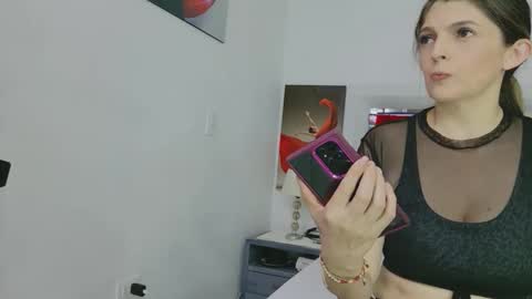 Snapshot of lizzymontana chatting on 13, 2, 2026 Liz online show from 13, 2, 2026