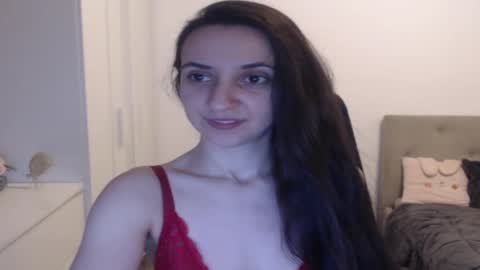 Lizzy Palmer online show from 10, 2, 2025