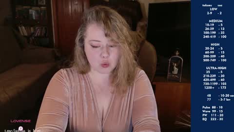 Lia online show from 5, 4, 2026