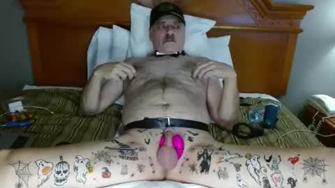 Snapshot of lnsideher69 chatting on 3, 11, 2025 John online show from 3, 11, 2025