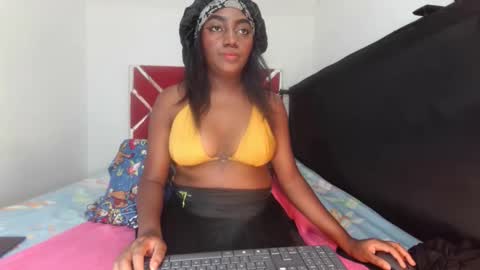 loaisisAdamss online show from 12, 1, 2026