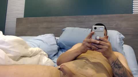 Snapshot of lockedin828 chatting on 22, 11, 2025 lockedin828 online show from 22, 11, 2025