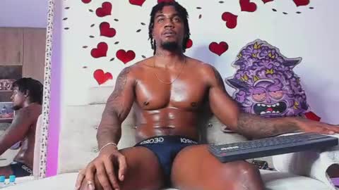 Snapshot of logan_drakex chatting on 9, 7, 2026 LOGAN DRAKE online show from 9, 7, 2026