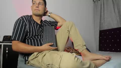 Logan morris online show from 8, 2, 2025