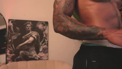 logan_varela online show from 14, 2, 2025