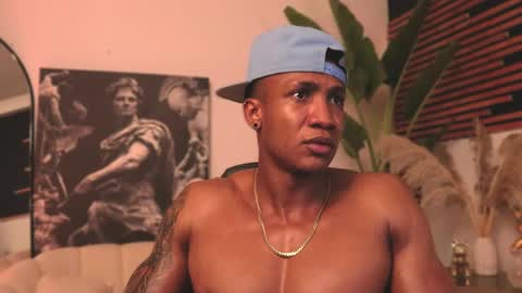 logan_varela online show from 14, 2, 2025