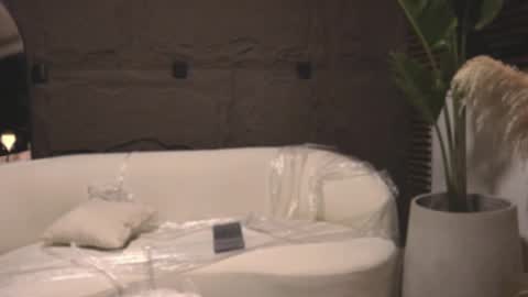 logan_varela online show from 21, 2, 2025