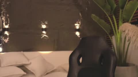 logan_varela online show from 22, 2, 2025