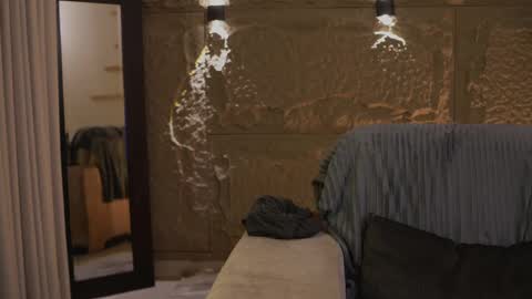 logan_varela online show from 9, 10, 2025