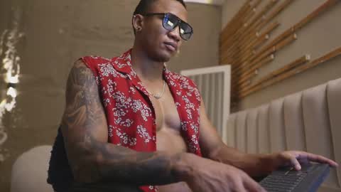 logan_varela online show from 25, 4, 2026