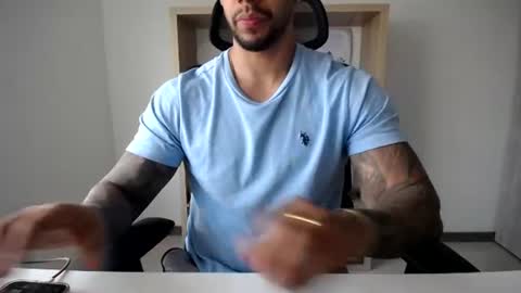Logan Wolfp online show from 2, 8, 2026