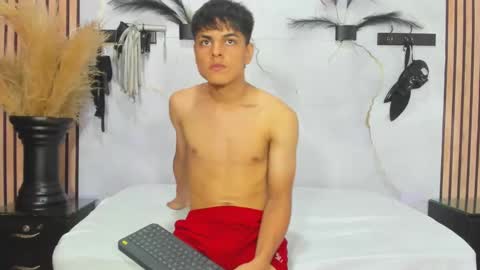 loganjhonson online show from 8, 10, 2025