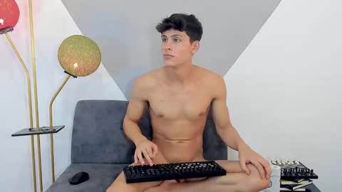 loganoficialx online show from 5, 12, 2024