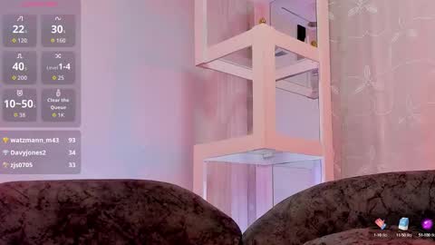 Snapshot of logantwink18 chatting on 15, 9, 2025 logantwink18 online show from 15, 9, 2025