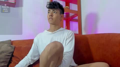 Snapshot of logantwink18 chatting on 20, 9, 2025 logantwink18 online show from 20, 9, 2025