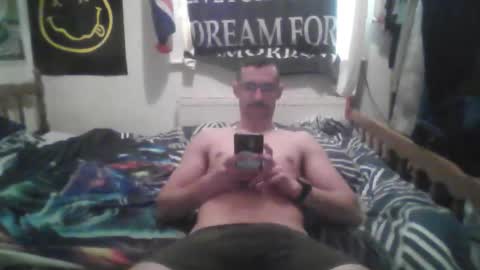 Snapshot of logmog chatting on 3, 12, 2025 Logmog online show from 3, 12, 2025