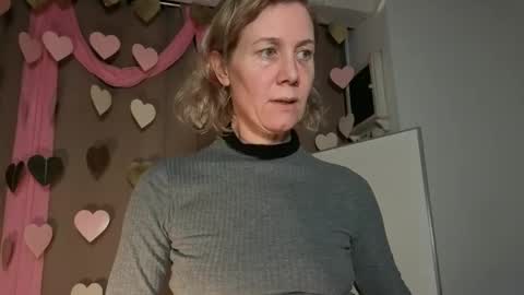 lola_belgium online show from 13, 2, 2026